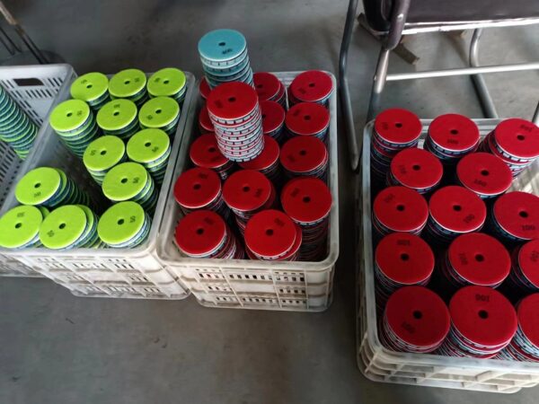 4inch resin polishing pads dry use for polishing concrete and other stone floor - Image 4